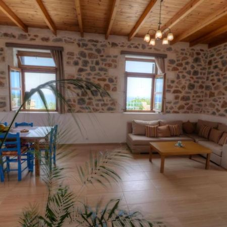 Stone Villa I In Petres Petres  Екстер'єр фото