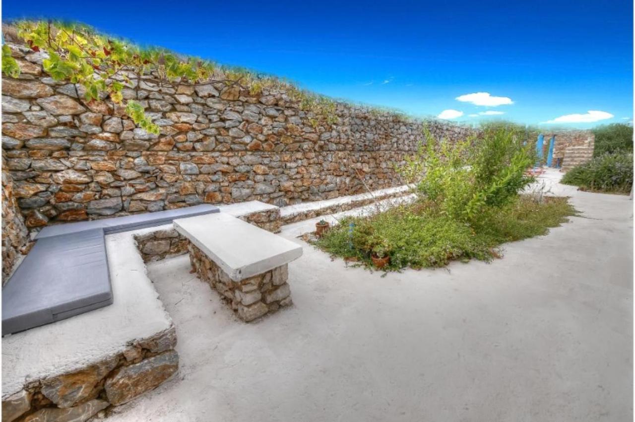 Stone Villa I In Petres Petres  Екстер'єр фото